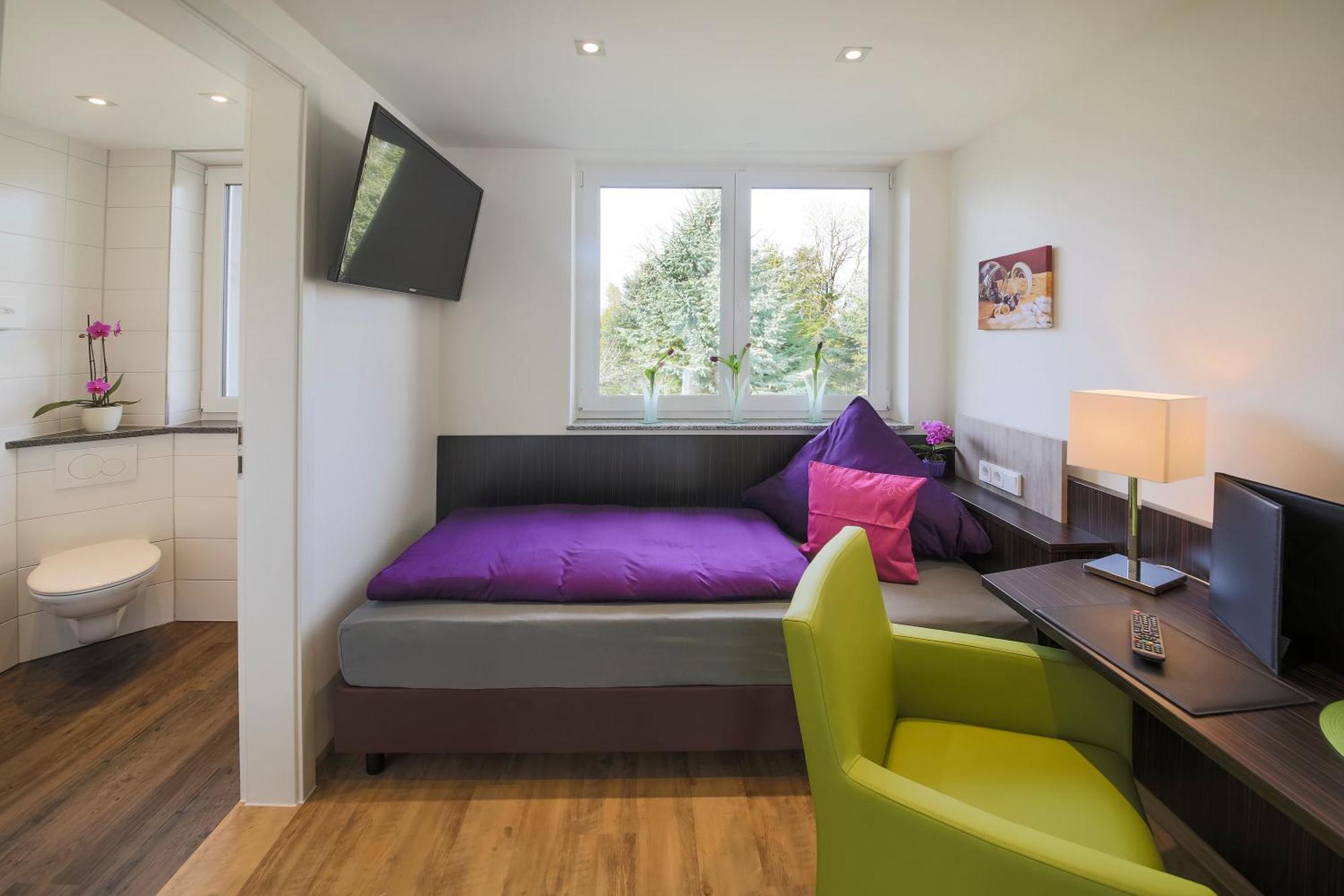 Hotel Gaestehaus Stock Zimmer Sahnehaeuble ฟรีดริชส์ฮาเฟน ภายนอก รูปภาพ