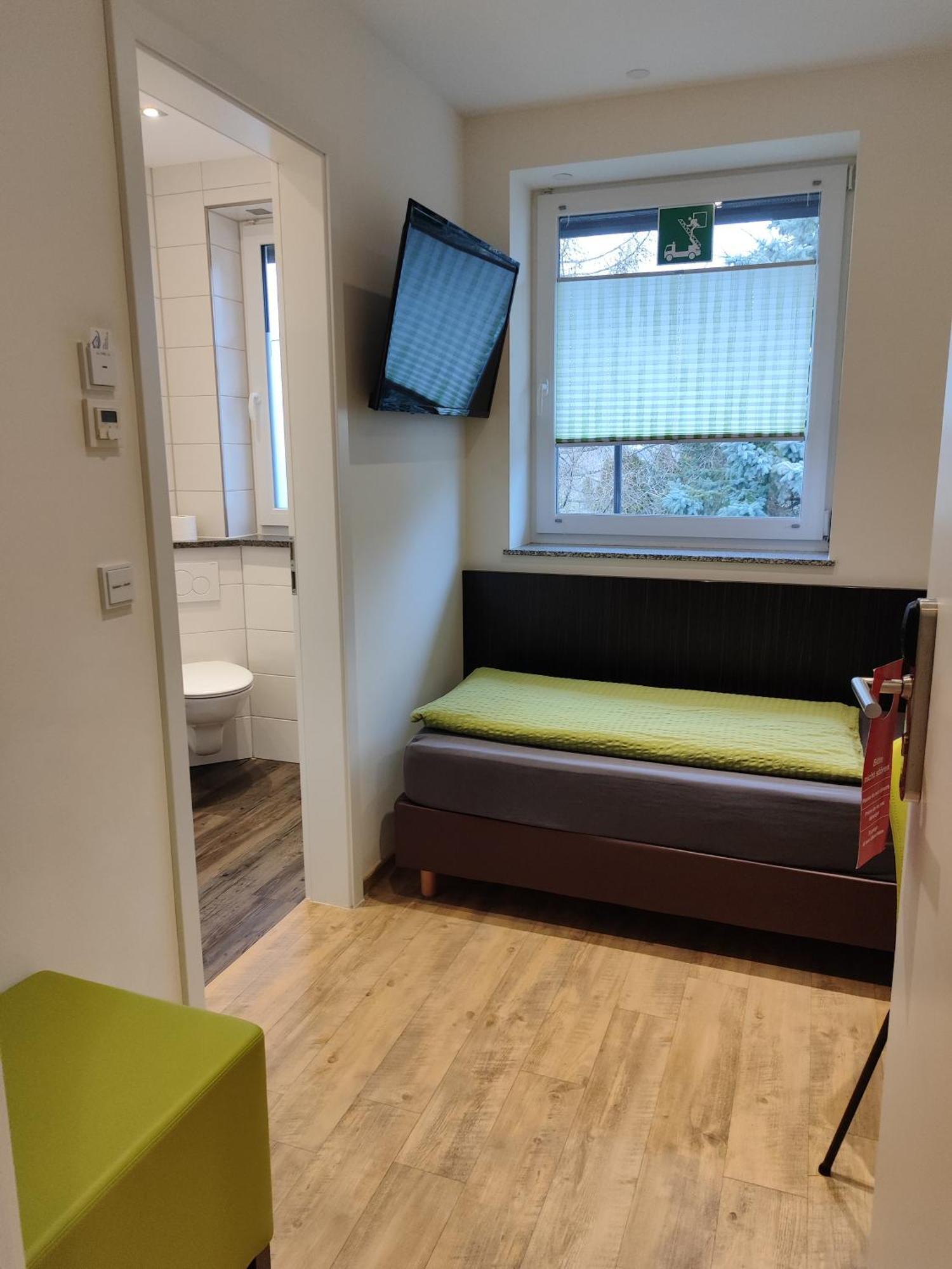 Hotel Gaestehaus Stock Zimmer Sahnehaeuble ฟรีดริชส์ฮาเฟน ภายนอก รูปภาพ